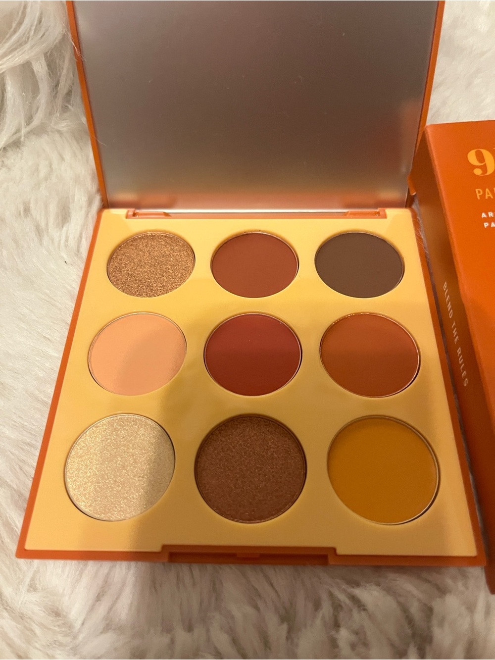 Morphe 9D Painted Desert Palette - Orange Packaging - Picture 4 of 7